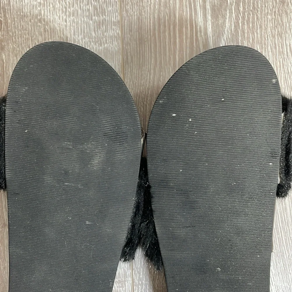 Aldo Gotta Black & Metallic Faux Fur Slide Sandal 7.5